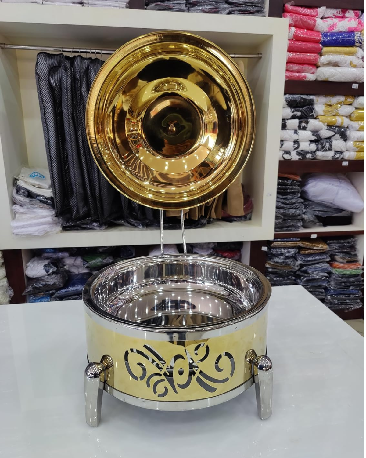 Stainless Steel Round Golden Chafing Dish 8L with Hanging Lid | Malabar Nest